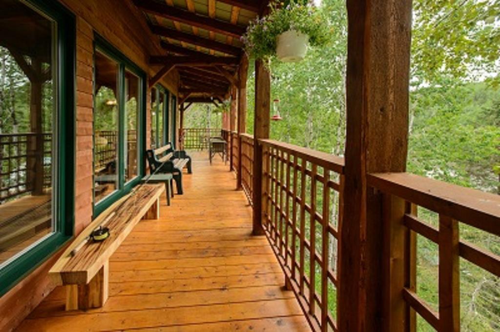 Auberge De La Riviere Matapedia - Matapedia River Lodge Routhierville Kültér fotó