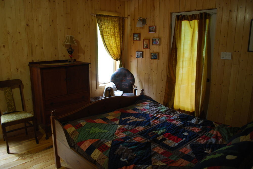 Auberge De La Riviere Matapedia - Matapedia River Lodge Routhierville Kültér fotó
