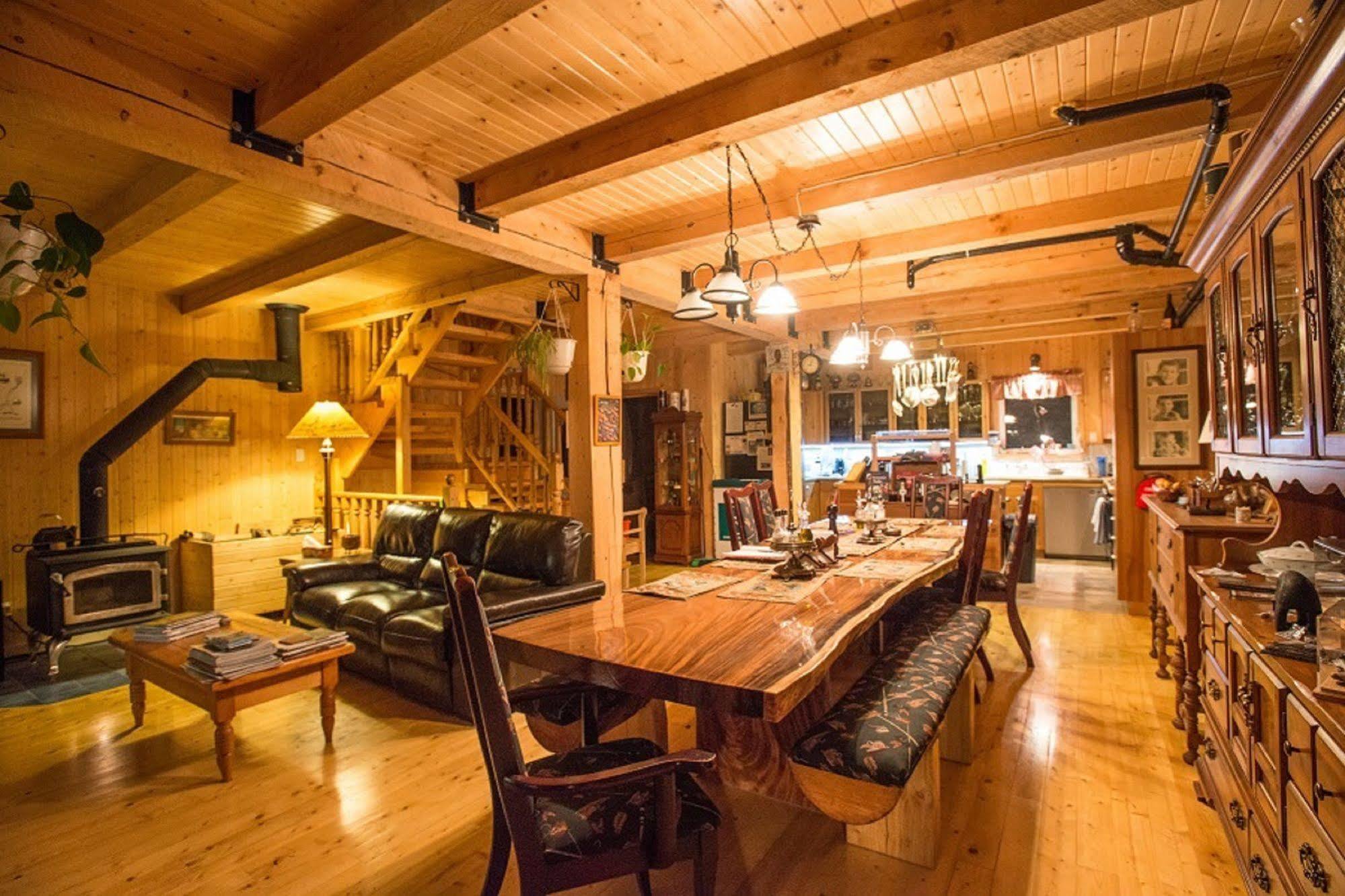 Auberge De La Riviere Matapedia - Matapedia River Lodge Routhierville Kültér fotó