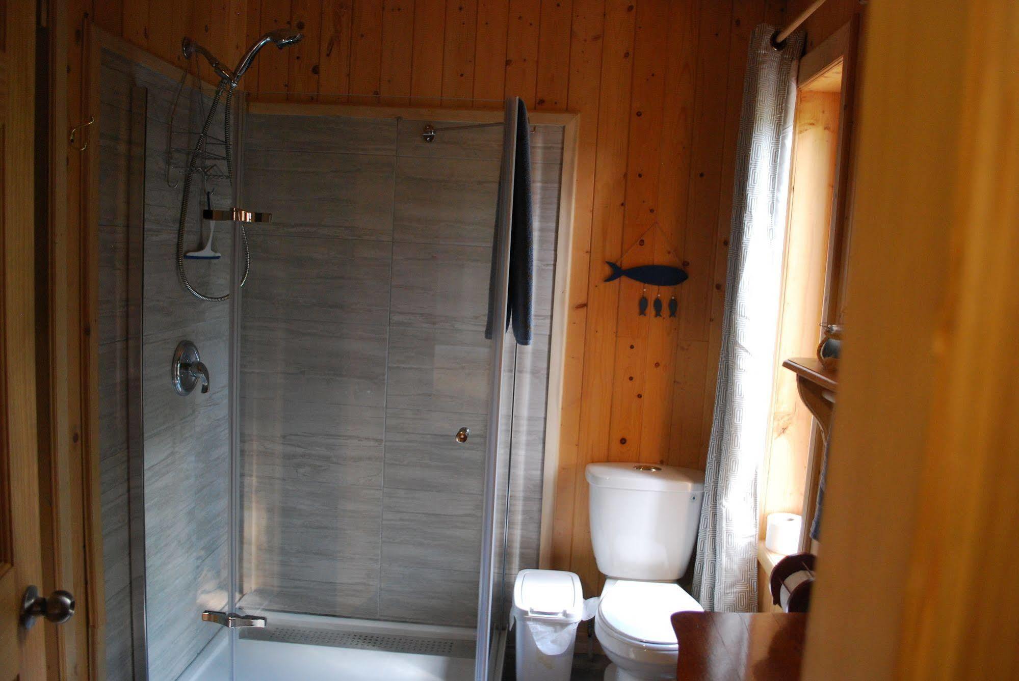 Auberge De La Riviere Matapedia - Matapedia River Lodge Routhierville Kültér fotó